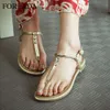 Foreada Vrouwen Schoenen Zomer Sandalen Lederen Kristal Platte Schoenen Gesp Open Teen T-Strap Sandalen Dames Gold Plus Size 3-12 Y0721