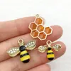 Breloques en forme d'abeille mignonne en nid d'abeille, bricolage, insectes, bijoux, collier, Bracelet, accessoires, composants, prix de gros