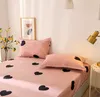 Bonenjoy 3 pcs Bedding Linens King Size Heart-shaped Pattern Fitted Sheet Set For Double Bed sabanas Mattress Cover With Elastic 210626