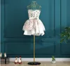 Europese ijzeren model rack commerciële meubels vrouwelijke props trouwjurk schietrekken full body females kleding hanger display plank