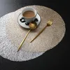 マットパッドヨーロッパスタイルの円形の形のポリ塩化ビニールの滑り止めの断熱コーヒーマットのテーブルウェアパッドのためのテーブルの装飾
