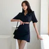 黒のセクシーな韓国の女性の夏の半袖のノッチされたオフィスキャバレットミニパーティードレス210602