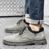 Baskets hommes chaussures décontracté en cuir véritable mode chaussure d'extérieur mâle daim léger Vintage chaussures à lacets solide chaussette chaussures