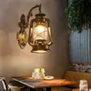 Vägglampa ljus häst lykta retro dekorativa balkongen nostalgisk antik el restaurang industriell
