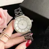 Orologi di marca Orologio da polso al quarzo con cinturino in acciaio in metallo stile diamante da donna Lady Girl FO17