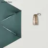 Petite mini-parapluie Mini Umbrella Rain Femmes Clear Sun UV Pliant Parasols Luxe Parasols UV Titanium Silver Idées cadeaux UPF50 +