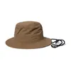 양동이 모자 모자 패션 남자 Stingy Brim Hats Man 여성 디자이너 Unisex Sunhat 어부 모자 자수 배지 통기성 캐주얼 고품질 H-7155