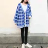 Femmes Long Rouge Bleu Kaki Plaid V Cou Simple Bouton Bouton Tricoté Pull Lâche Cardigans M0002 210514