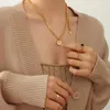 ペンダントネックレス円形スプライシングヨーロッパは、女性ファッションジュエリーガールのセクシーな粘土鎖のための高級ステンレス18Kネックレスのように売れます