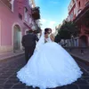 2022 Balo Gelinlik Vintage Lace Up Geri Aplike Gelinler Kıyafeti Uzun Robe De Mariage Aplikler Ruffled Tül Etek Vestido De Noiva Off-Omuz Kapaklı Önlükler