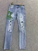 Luxurys designer tunna design mens jeans män denim blå broderi orm vintage stil hål mode byxa slim-ben motorcykel biker kausal hip hop byxor w28-w40