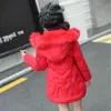 Baby meisje kleding donsjas katoenen jas herfst en winter dikke warme hooded mode bontkraag 211203