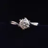 925 Sterling Silver Moissanite Color Lab Diamond Smycken Snowflake Style Anniversary Ring
