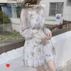 Moda Retro Kore Baskılı Çiçek Şifon V Yaka Kadın Mini Etek ile Ruffled Bel ve Ince Kısa Kısa Elbise 210520