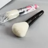 Mini Face Blender Makeup Brush Pinkblack Dimensioni da viaggio in polvere Blush Hihglighter Cosmetics Brush Beauty Tools6666619