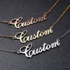 Collar con nombre de personalidad personalizado Material de cobre chapado en oro se puede aceptar fuente personalizada para regalo Día de la madre