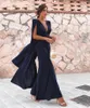 Modern Koyu Donanma Tulumlar Elbiseler Akşam Giyim ile Cape 2021 Derin V Yaka Açık Geri Örgün Durum Törenlerinde Kırmızı Halı Elbise Pantolon Gala Resepsiyonu Takım Elbise