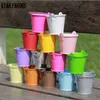 Kate Favores 10 Pcs Metal Mini Bucket Colorido Partido De Casamento Favor Caixa De Presente Baldes Caixa Doces 210724