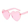 Love Heart Occhiali da sole Donna Brand Designer Moda Carino Sexy Retro Cat Eye Occhiali da sole vintage Rosso femminile