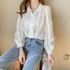 Elegante revers wit shirts kant lange mouwen uitgehold splitsen Koreaanse kleding vrouwen top en blouse 13365 210427