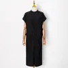 Robe minimaliste ample pour femmes col en V à manches courtes solide décontracté robes mi-longues mode féminine élégante 210520