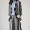 Colorfaith Winter Spring Dames Sweaters Plaid Modieuze Koreaanse stijl Geruit breien Oversize Vesten SWC291 211018