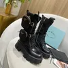 Noir mi-mollet Monolith cuir pochette en nylon demi-bottes de combat plate-forme compensées fermeture éclair bout arrondi talons bloc plat gros designer de luxe pour les chaussures d'usine pour femmes