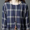 Johnature Autumn Winter Korean Loose Fashion O-neck Pockets Plaid Long Sleeve Dress Simple Comfortable Women Dresses 210521