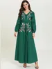 9015 vestido de mujer grande digno de moda verde nacional bordado con cuello en V ocio árabe