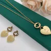 2022 Designer Necklace Set Earrings For Women Luxurys Designers Gold Necklace Heart Earring Fashion Jewerly Gift With Charm D220213129