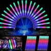 Dekoracja imprezowa 12 15 24 30 60 90pcs Glow Sticks RGB LED LED w ciemnym świetle fluorescencyjnym na festiwal koncertów ślubnych349U