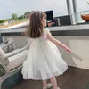 Chegada de verão meninas moda princesa vestido crianças design coreano colete es 210528