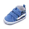 Zapatos de bebé Niños Newborn Girls First Walkers Kids Snowdlers Lace Up Pu Sneakers Prewalker Zapatos infantiles