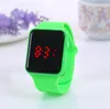 Jongens meisjes kinderen led horloge creatieve vierkante wijzerplaat mode lichtgevende horloges studenten snoep kleur jelly elektronische digische polshorloges