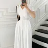 Korjpaa Kvinnor Jumpsuits Sommar Koreanska Chic Elegant Temperament V-Neck Tie Waist Slimming Puff Sleeve Wide-Ben Byxor 210526