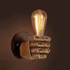 ウォールランプアメリカンレトロな樹脂ビンテージ拳LED Sconces Loftライトフィクステッドバーコーヒーコリドーのベッドサイド工業用装飾
