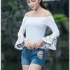 Frühling Sommer National Weiß Frauen Shirt Top Trompete Ärmel bestickt dünne weibliche Top Kleidung T-Shirt 0211 40 210506