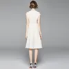 ファッション滑走路ヴィンテージ夏のドレス女性のスタンドカラー刺繍花ドレスvestidos 210520