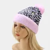 Berretti invernali lavorati a maglia Cappelli per donna Berretto con paillettes con palla di pelo Moda Berretto femminile caldo Skullies Cappello con cuffia spessa