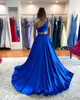 One-Shoulder High Split Prom Dress 2022 Royal Blue Fuchsia Satin Formell Event Party Gowns Cut-out Back A-Line Ärmlös Design Jo