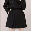 Mode Büro Schwarz Zweiteiler Frauen England Design Kerb Zweireiher Kurzmantel Outwear + Gürtel Mini Faltenrock Set 210416