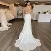 Halter Pizzo Applqieueued Sirena Abiti da sposa abiti da sposa Abiti da sposa Corte Treno Backless Satin Plus Size Vestidos de Novia