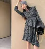 グレーのフリル花長袖RUCHED非対称ドレス女性ネックチュニックミディ韓国のファッション服210427