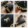 Bolsas de cintura Cadena Fanny Pack Mujeres Bolsa de cuero Pecho de lujo Mini cinturón femenino Moda Damas Hombro Crossbody