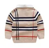 Kids Fashion Plaid Knit Bawełna bawełnę Sweter 6 kolorów Bożego Narodzenia Dzieci drukowane designerskie swetry wełna wełna mieszanki chłopców Girl2269462