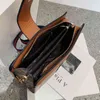 Geldbörse Kleine Damen-Neue Signature kleine quadratische Tasche mit breitem Schultergurt, personalisierter Freizeit-Sling-Umhängetasche