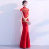 Ropa étnica Exquisito bordado rojo Mujeres Cheongsam Noble Elegante Dama de honor Boda Qipao Vestidos Vintage Sexy Estilo chino Robe Gow