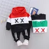 Vår Höst Barn Bomull Kläder Suit Baby Boys Tjejer Kläder Kids Sport Hoodies Byxor 2st / Sats Fahion Toddler Tracksuits 211021