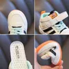 Rozmiar 21-32 Dzieci antypoślizgowe odporne na zużycie Obuwie Dorywcze Dziewczyny Chłopcy Dzieci Miękkie Sole Toddler Baby Oddychające Sport Sneakers 220115