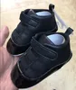 新生児のファーストウォーカーシューズベビーデザイナーキッズ幼児スニーカー男の子の柔らかい底通気性スポーツ幼児の靴